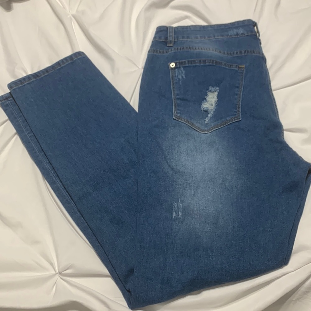 Leopard distressed jeans